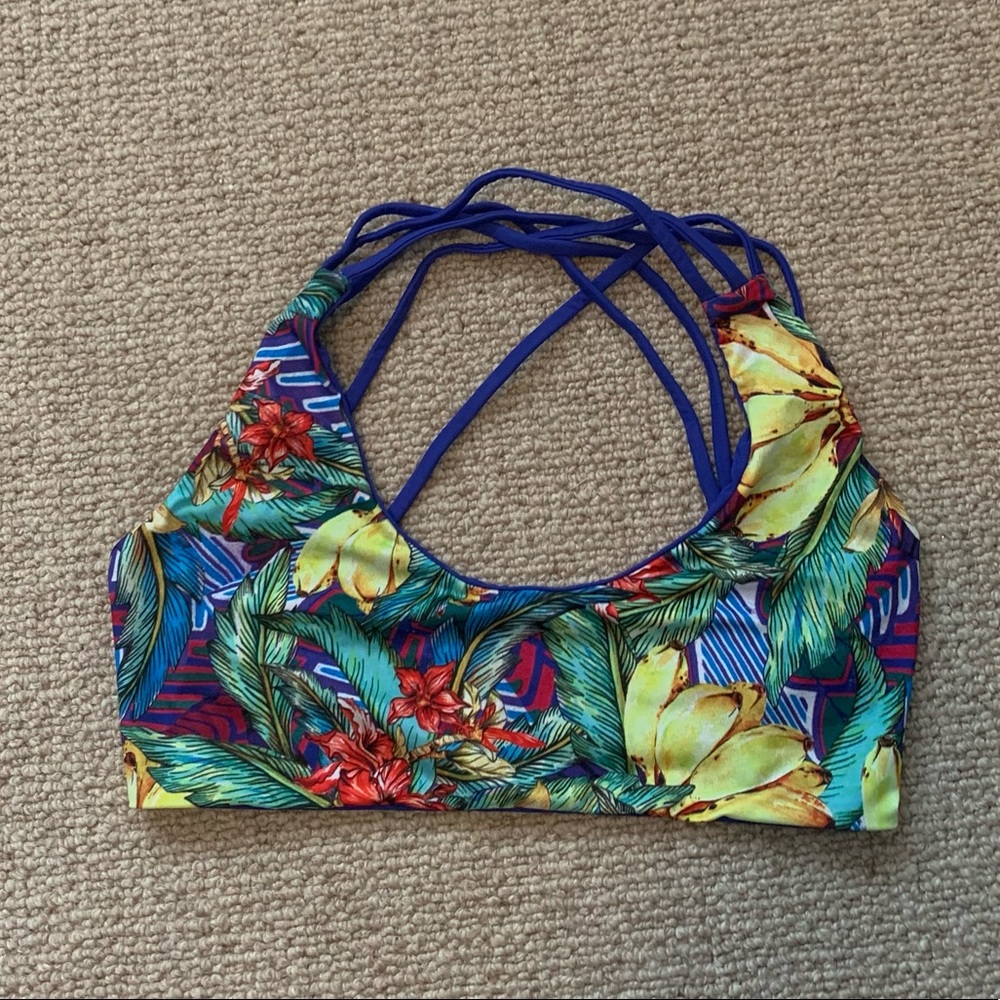 Reversible bathing top